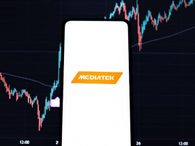 1300元的聯發科(2454)輕鬆入手！小資卡位10檔ETF跟著吃肉...一表看能賺12％配息、想打贏0050選誰好？